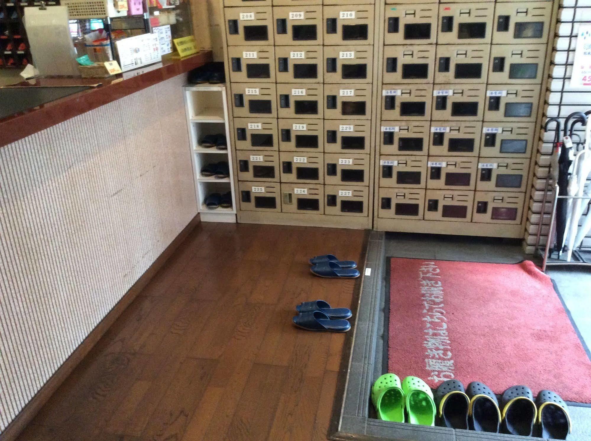 Capsule Inn Miyako Йокохама Екстериор снимка